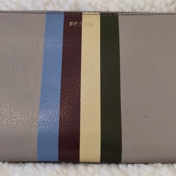 Fossil Beige Wallet with Colorful Stripes - Picture 2 of 16